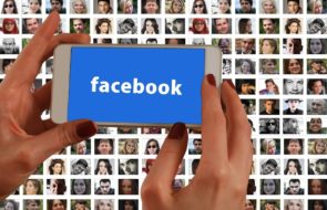 How Facebook is befriending qualitative researchers